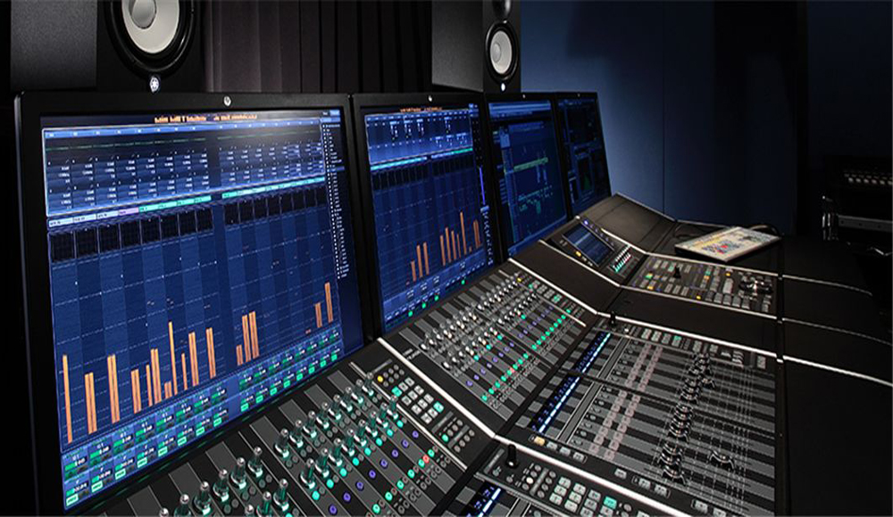 Yamaha-Recording-Studio.jpg