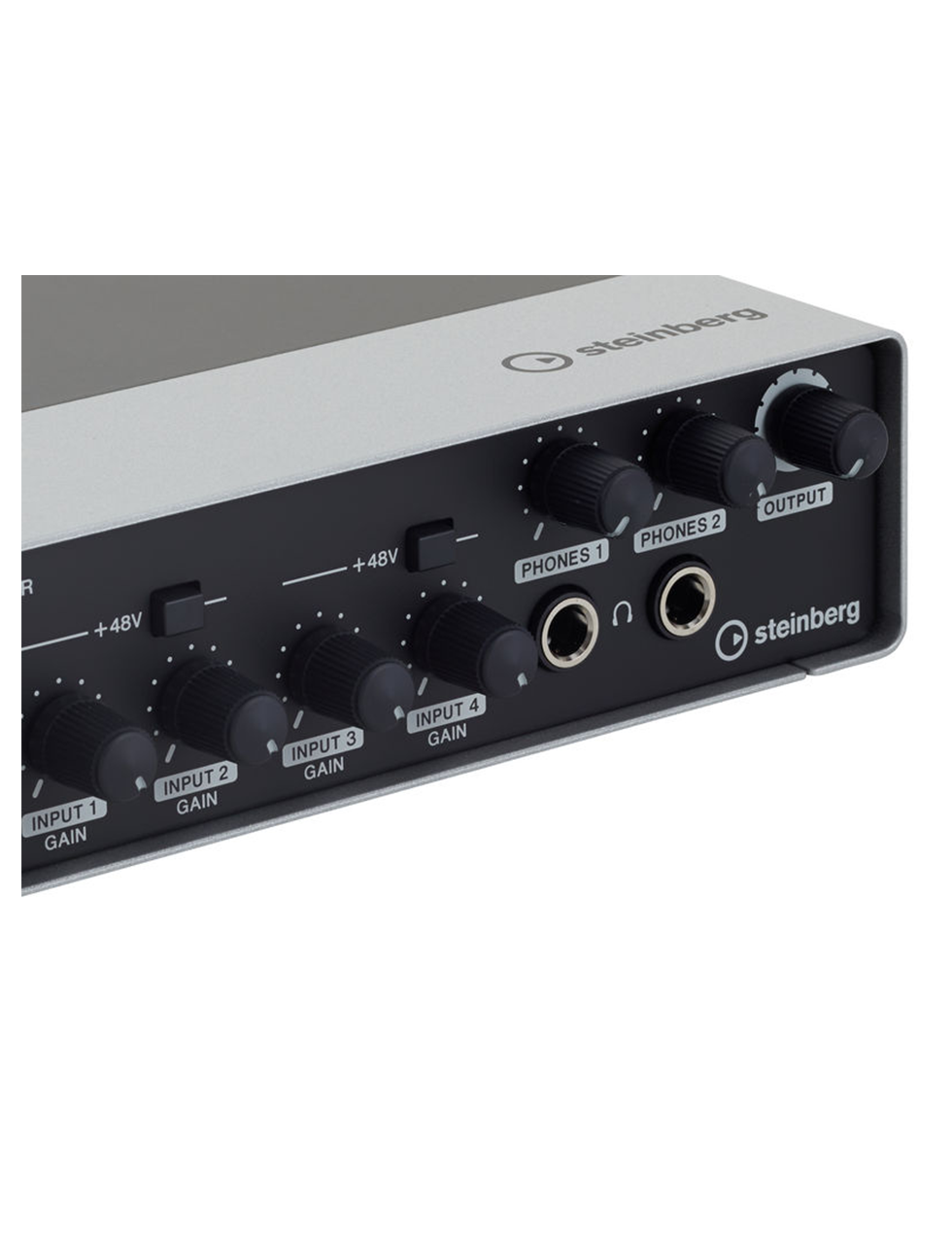 Steinberg-UR44-Audio-Interface-8.png