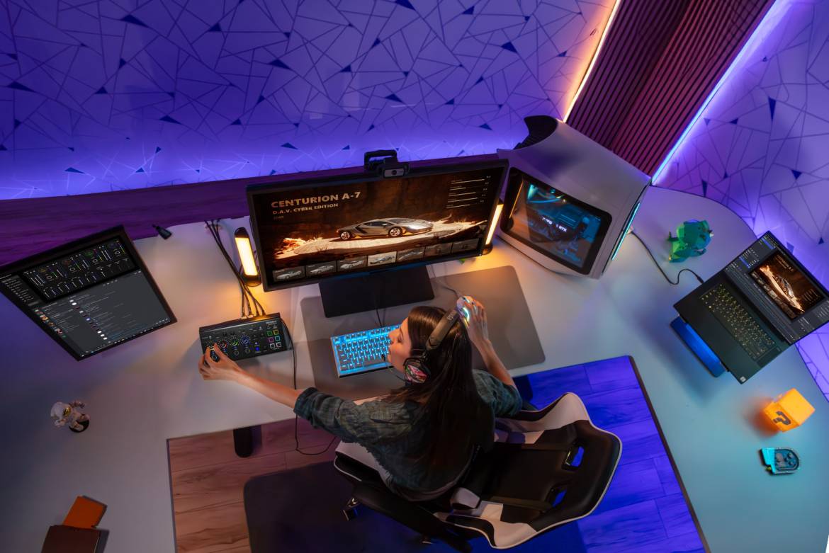 billboard_bridge_cast_x.jpg